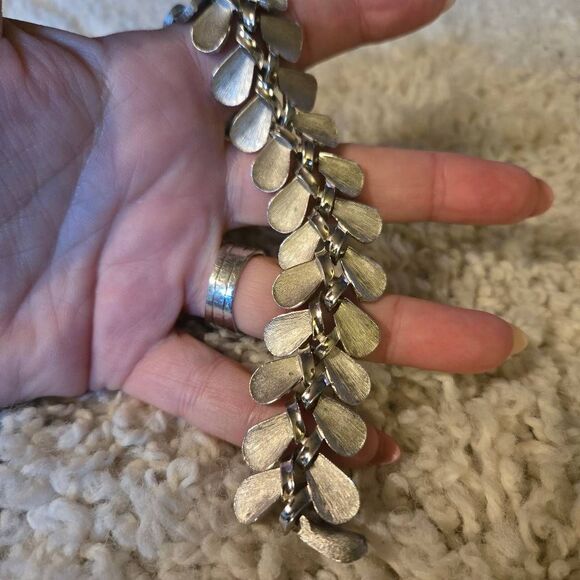 Vintage Crown Trifari Silver Bracelet Leaf Shape - Picture 6 of 9